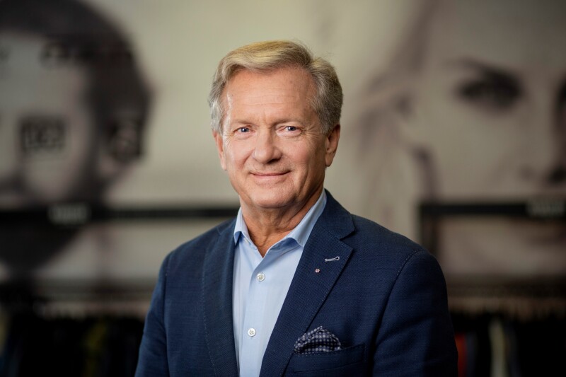 dr Mariusz Szeib, Prezes Zarządu Texet Poland Sp. z o.o. dr Mariusz Szeib, Prezes Zarządu Texet Poland Sp. z o.o.