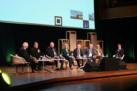 Jak wodór, atom i gaz mogą zmienić polską energetykę? Odpowiedzi na konferencji 31 marca 